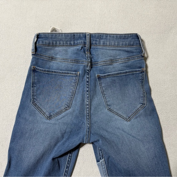 Hollister Jeans Womens 24x31 Flare‎ High Rise Patch Patchwork Blue Denim - Picture 8 of 9